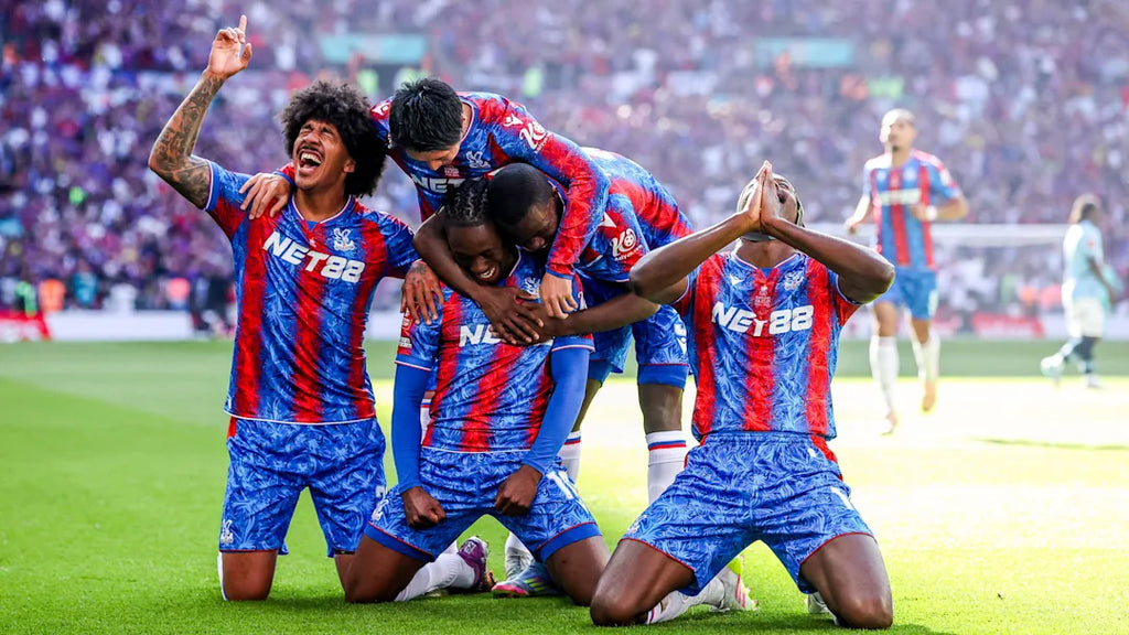 Crystal Palace Home Jersey 2024/25 - FA CUP Version