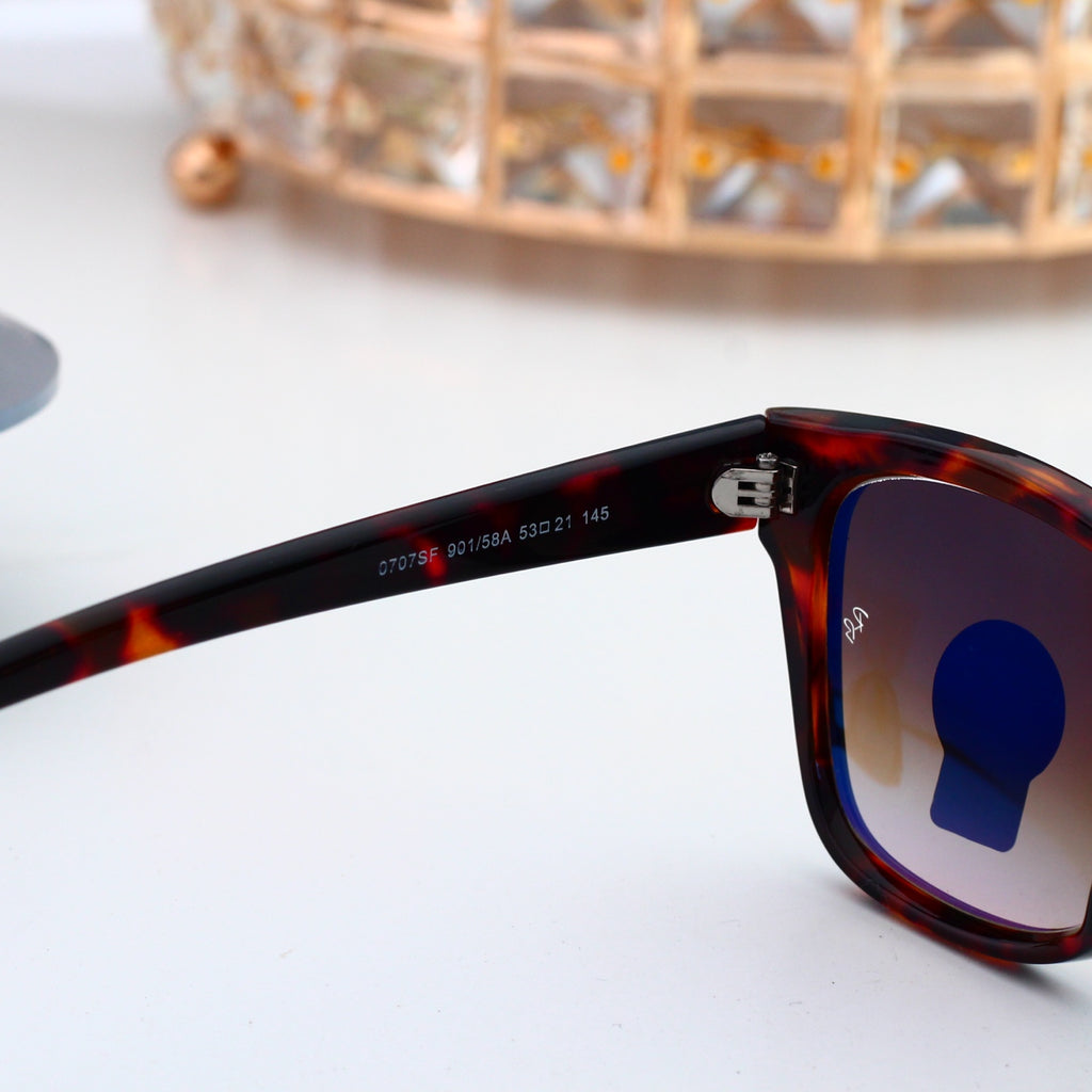 Fashion hot 8 color sunglasses 0707