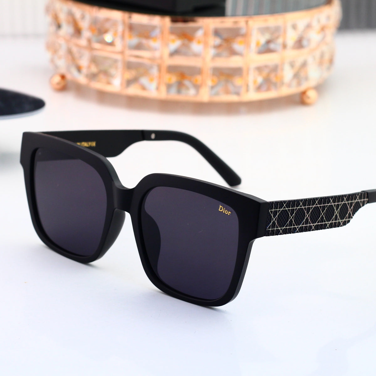 4 colors New hot HD lenses Full frame design sunglasses 4049